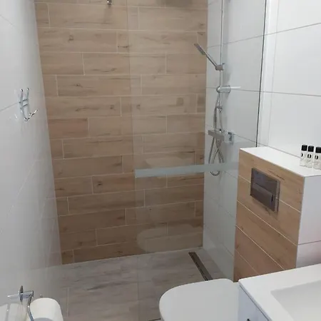 Moris 2 Goscinne Privatunterkunft Leba
