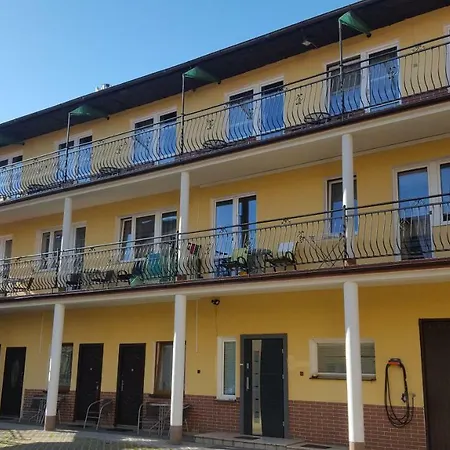 Moris 2 Goscinne Проживание в семье *