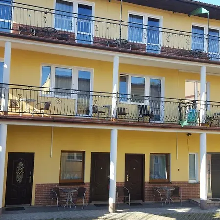 Moris 2 Goscinne Проживание в семье Леба