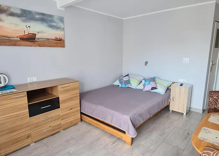 Rum i privatbostad Moris 2 Goscinne